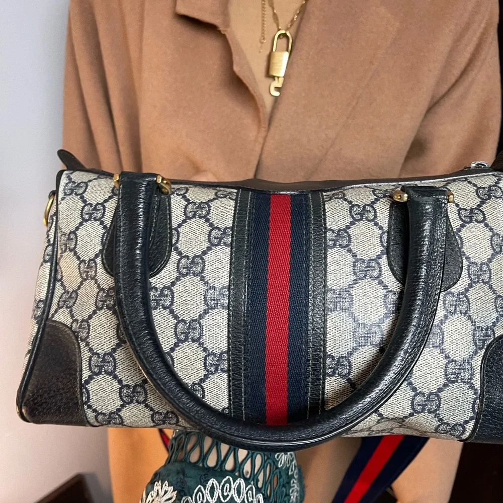 Authentic Gucci vintage web sherry line satchel bag (WN31) 002.39.0269 - Picture 8 of 16